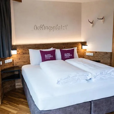 Edelweiss - Private Wellness With Whirlpool & Sauna Ladis