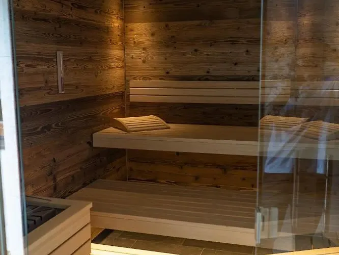 Semesterbostad Edelweiss *