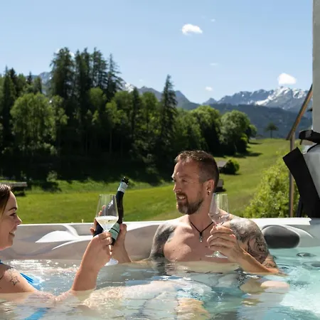 Casa de Férias Edelweiss - Private Wellness With Whirlpool & Sauna Ladis